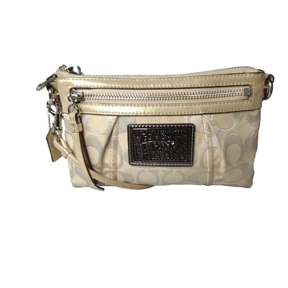 Coach Poppy Tan,~Silver Signature Large Wristlet Small Purse - Picture 7 of 9